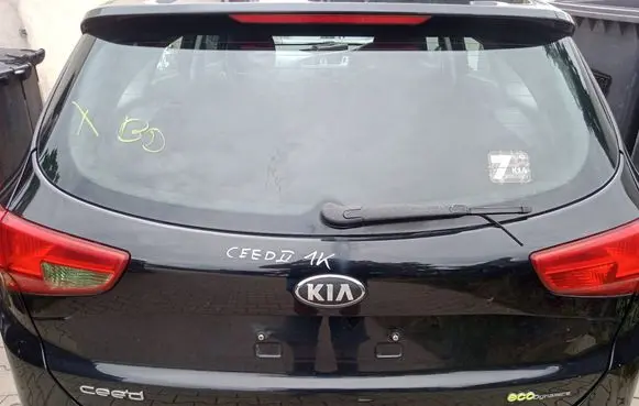 KIA Ceed Tailgate/trunk/boot lid