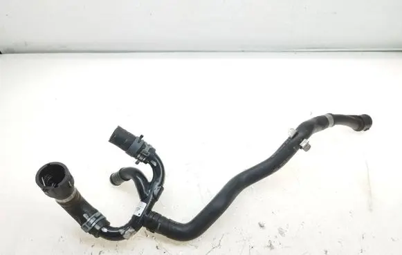 Engine coolant pipe/hose