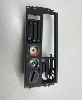 BMW 5 E34 Climate control unit E346411 8351115 62131384141
