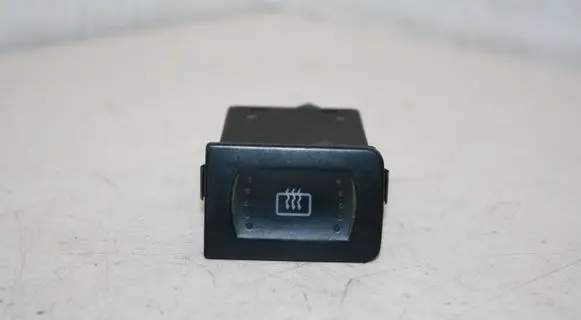 Volkswagen Golf IV Windscreen/window heater switch 1J0953235A