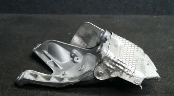 Audi Q5 SQ5 Engine mounting bracket 4G0199308AA