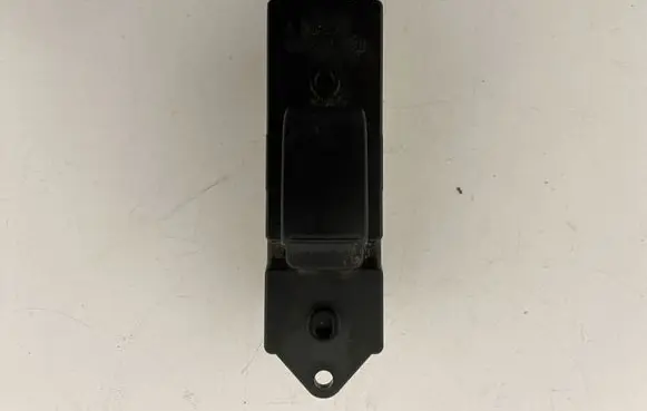 Mitsubishi Grandis Electric window control switch 8608A023 514933