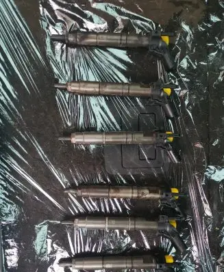 Mercedes-Benz GL X164 Fuel injector