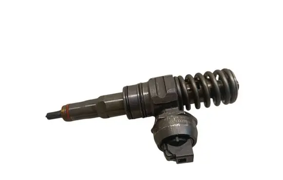 Skoda Octavia Mk2 (1Z) Fuel injector 038130073AG