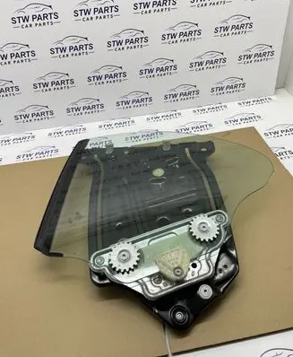 BMW 6 F12 F13 Rear door window glass 43R00082