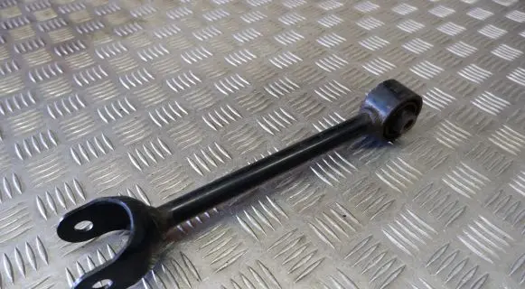 Toyota Prius (XW50) Rear upper control arm/wishbone 4871047010