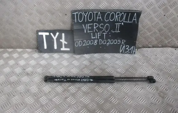 Toyota Corolla Verso AR10 Shock absorber/damper mounting bracket 