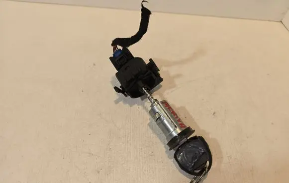 Opel Meriva A Ignition lock 09589314