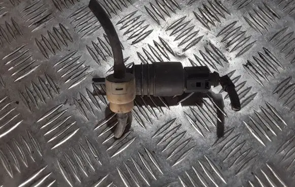 Audi A3 S3 8L Windscreen/windshield washer pump