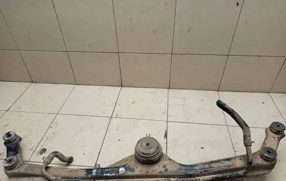 Volkswagen Caddy Front subframe
