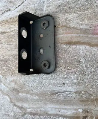 Maserati Levante Headlight/headlamp mounting bracket 670034251