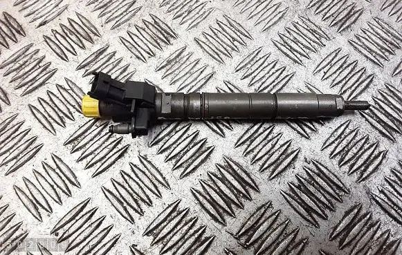 Fuel injector