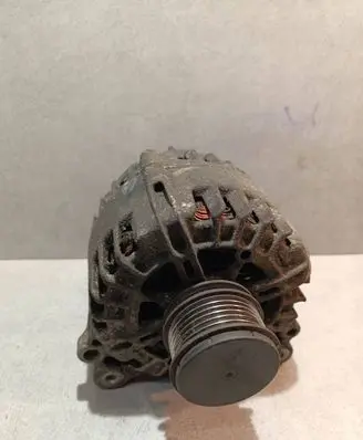 Volkswagen PASSAT B7 Generator/alternator 03L903023F 2607703A 110214093