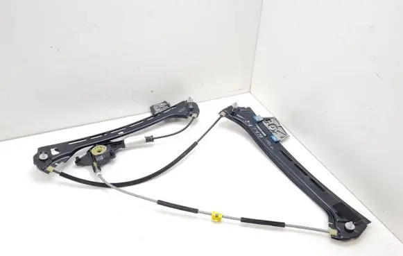 Mercedes-Benz E C207 W207 Front window lifting mechanism without motor 961960 961891100