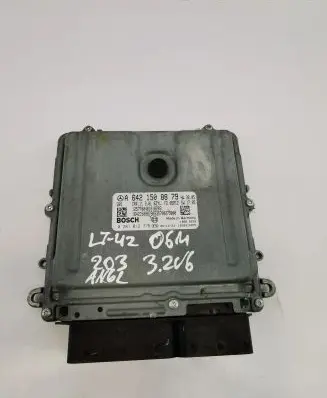 Mercedes-Benz C W203 Engine control unit/module A6421508879