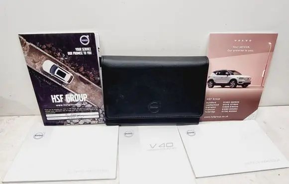 Volvo V40 Cross country Owners service history hand book TP19028