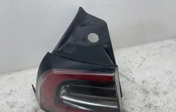 Tesla Model 3 Rear/tail lights 150208699d