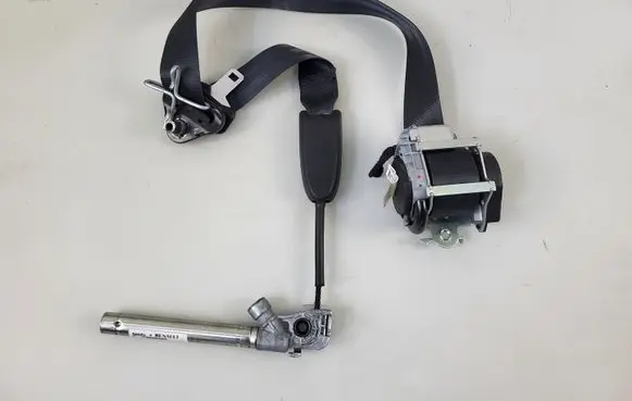 Renault Scenic III - Grand scenic III Front seatbelt