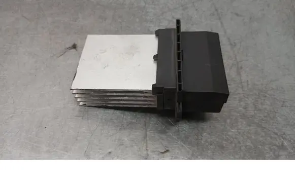 Peugeot 607 Heater blower motor/fan resistor