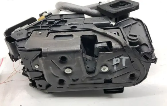 Skoda Kodiaq Rear door lock 5TA839016E