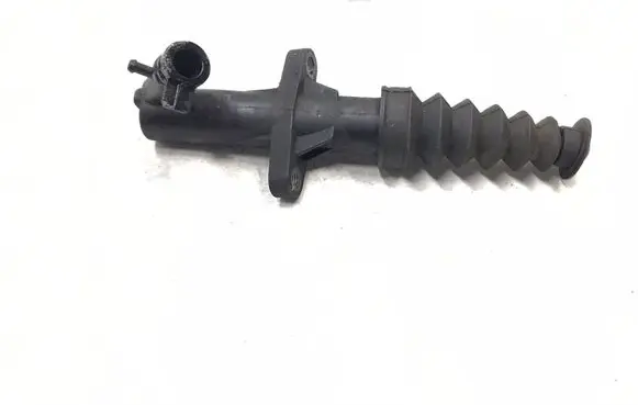 Clutch slave cylinder