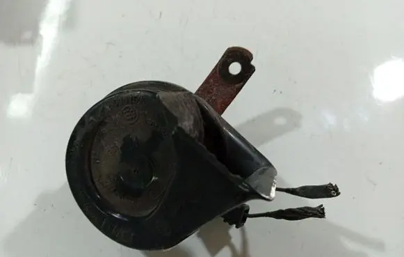 Chrysler Sebring (JS) Horn signal 001157 00.1157