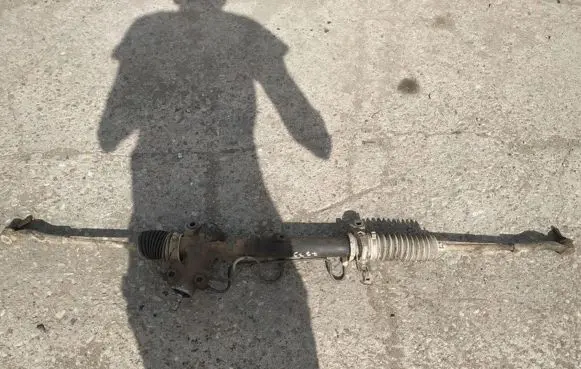 Toyota RAV 4 (XA20) Steering rack