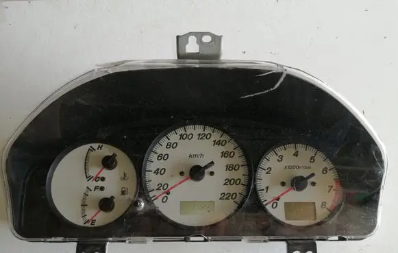 Mazda Premacy Speedometer (instrument cluster) CB84