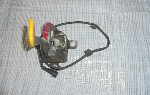 Alfa Romeo Mito Engine bonnet/hood lock/catch