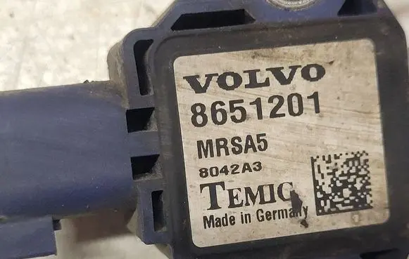 Volvo V50 Airbag deployment crash/impact sensor 8651201