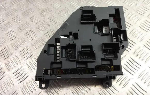 BMW X3 F25 Fuse module 9259469