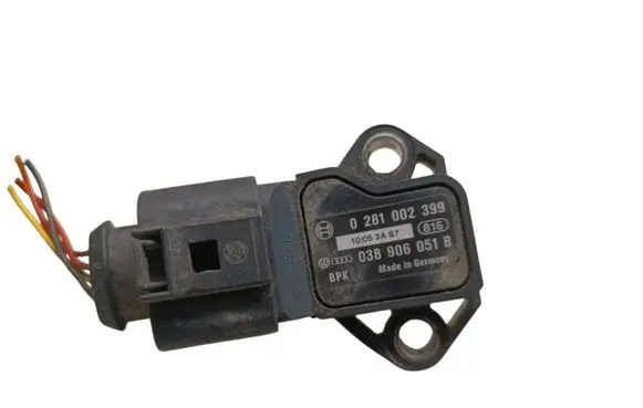 Audi A6 S6 C6 4F Air pressure sensor 0281002399 038906051B