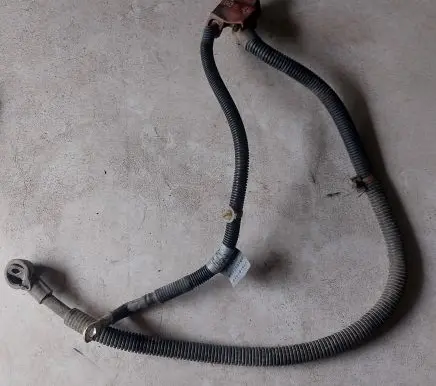 Land Rover Freelander Positive cable (battery) 301038900 YTA101910