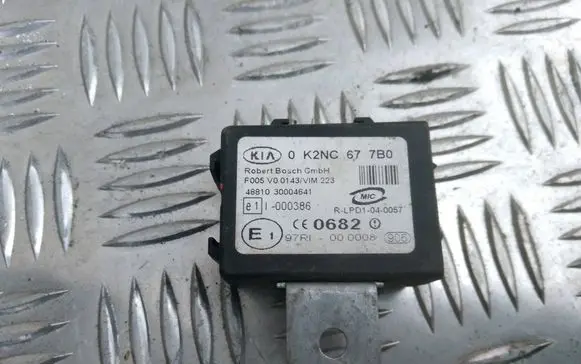 KIA Sorento Immobilizer control unit/module 0K2NC677B0 4881030004641