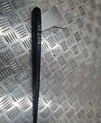 Hyundai i40 Rear wiper blade arm