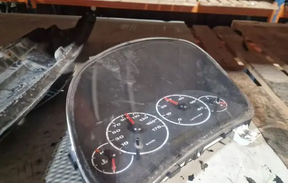 Peugeot Boxer Speedometer (instrument cluster) 1339327080