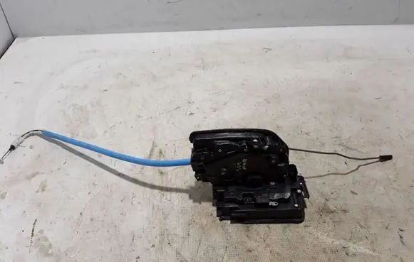 BMW 6 G32 Gran Turismo Front door lock 7281931