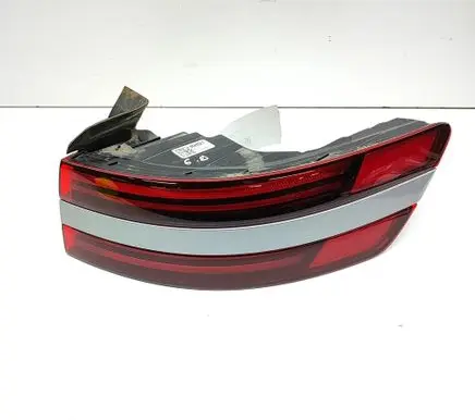 Genesis GV70 Rear/tail lights 92402AR000