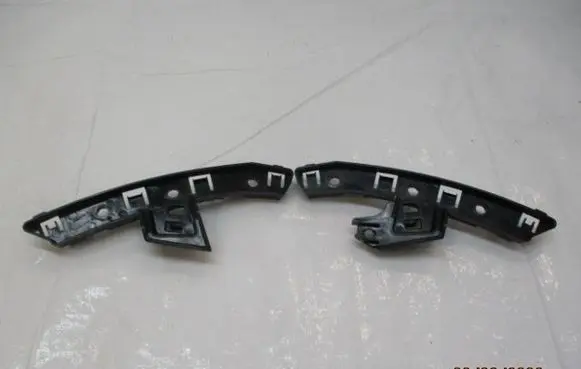 Peugeot 508 II Front bumper mounting bracket 9813646280
