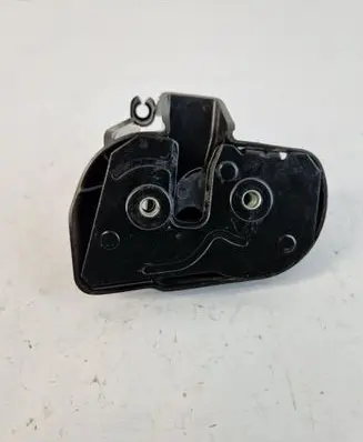 Volkswagen Caddy Sliding door lock 2K0843604