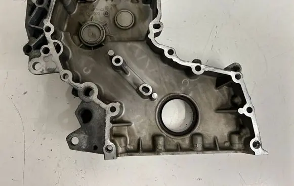 BMW 5 E60 E61 Timing chain cover 7786751
