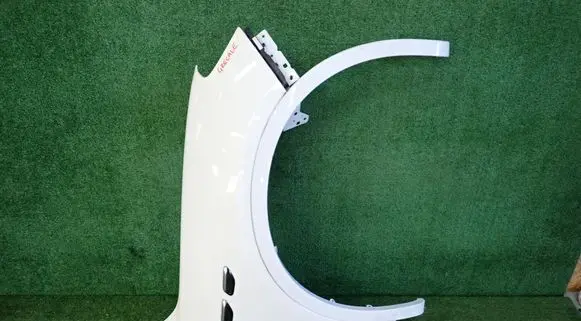 Maserati Grecale Fender 