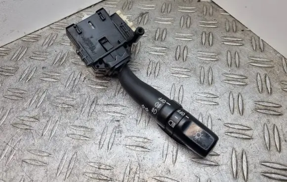 Toyota Corolla Verso AR10 Indicator stalk 8414005110 173795 L93