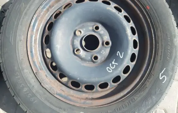 Volkswagen Transporter - Caravelle T4 R15 steel rim 5X112