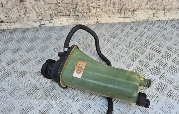 BMW 7 E38 Coolant expansion tank/reservoir 1723520