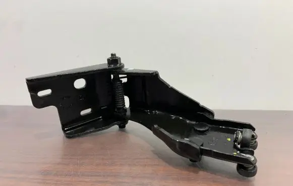 Chrysler Pacifica Sliding door middle roller runner 994AC8K101V