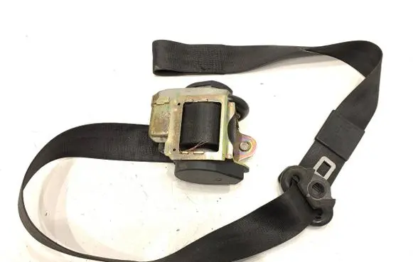Audi A3 S3 8P Front seatbelt