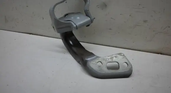 Audi A4 S4 B8 8K Tailgate/trunk/boot hinge 8K9827299