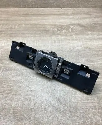 Volkswagen PASSAT B7 Clock 3AA919204A 3AA857318C