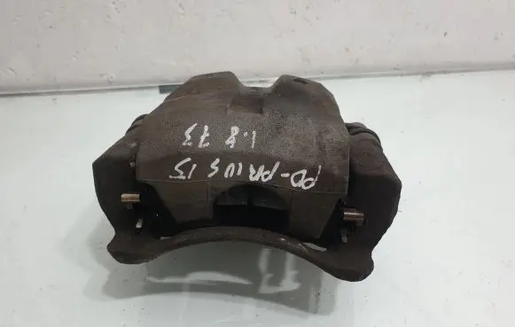 Toyota Prius (XW30) Front brake caliper